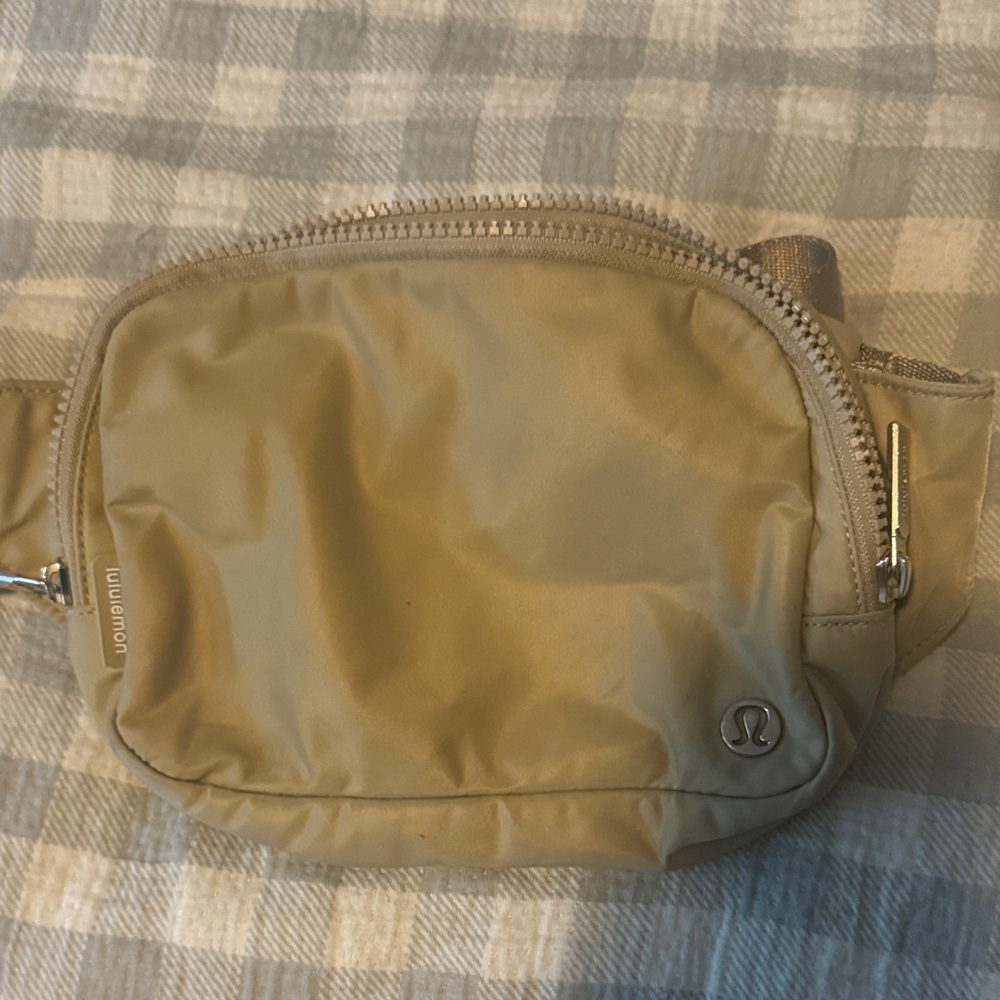 lululemon athletica Beige Belt Bag